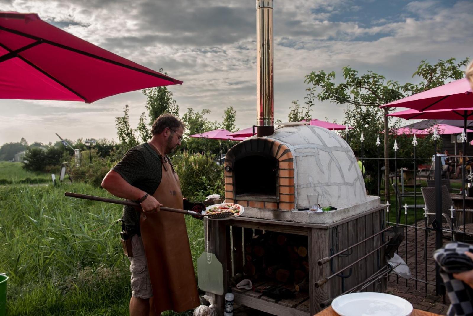 Luxe 4 Pers Op Minicamping In Chalet