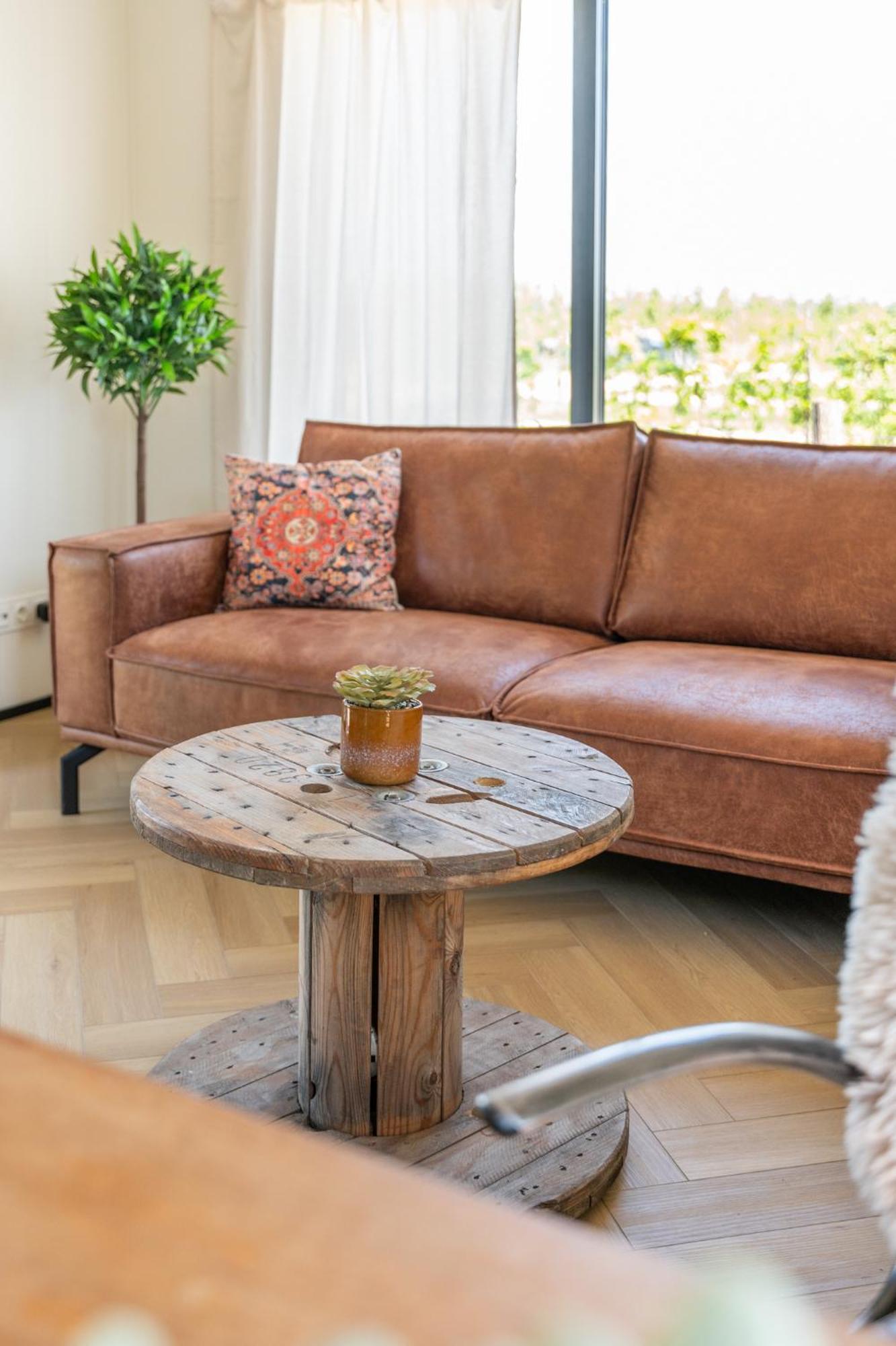 Chalet Luxe 4 Pers Op Minicamping In Waarde